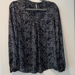 Women's Lightweight Black and Gray Patterned Blouse - XL